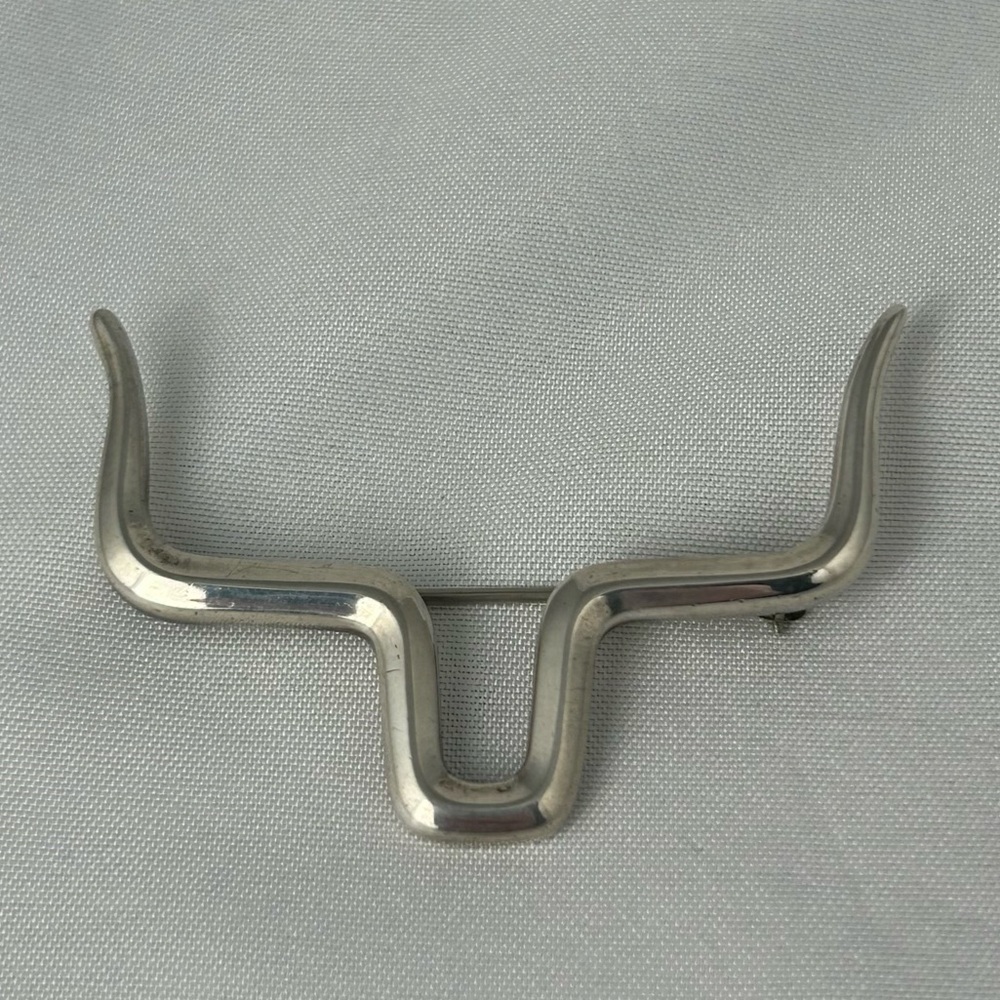 Authentic Rare Retired Sterling Silver James Avery Longhorn Brooch